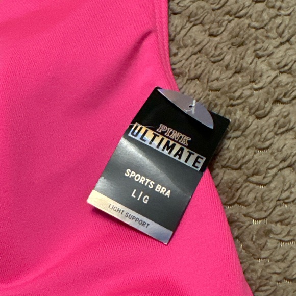 Victoria’s Secret PINK sports bra NEW WITH TAGS - Picture 2 of 4